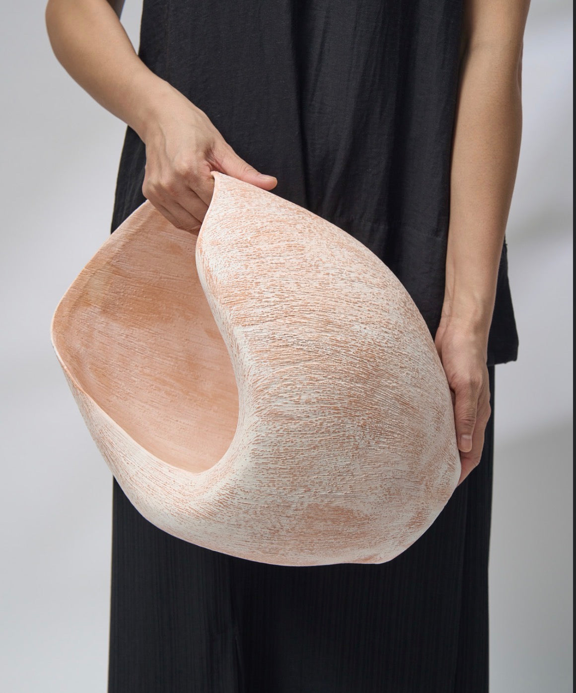 Nebula Deep Vase Salmon Brush