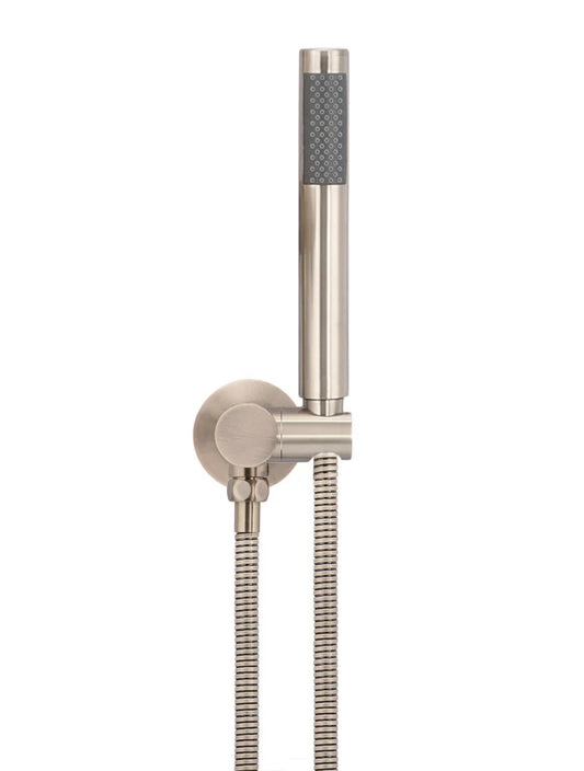 ROUND SHOWER ON SWIVEL BRACKET