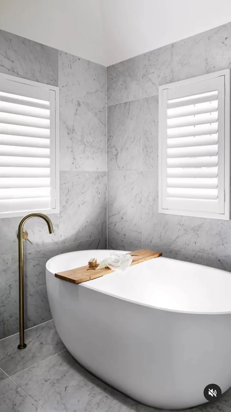 MEIR ROUND FREESTANDING BATH SPOUT